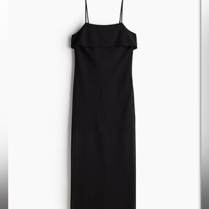 New 
SLEEVELESS CHIFFON DRESS